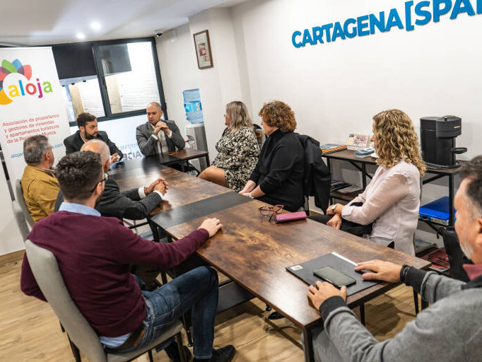 Miembros de la asociación Aloja