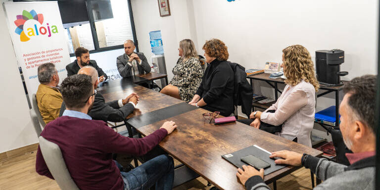 Miembros de la asociación Aloja